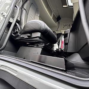 Volvo tiefe Sitzkonsole Vergleich zu Original - unterschiedliche Konsolen Modelle (z.B. XC90, V60, S60)