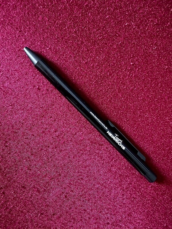 Kugelschreiber Team Heinrichs - ein exlusiver Kugelschreiber schwarz-metallic