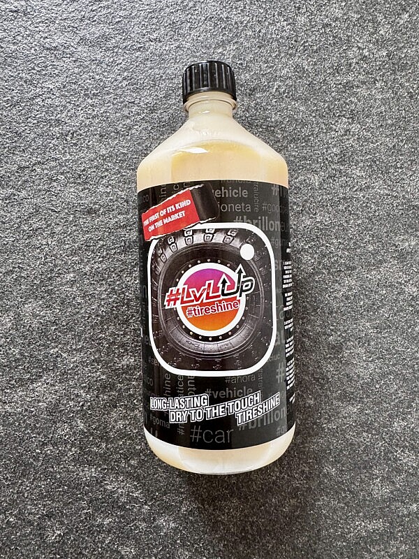 LvL Up Tireshine Reifenglanz Nachfüllflasche - glänzendes Pflegemittel