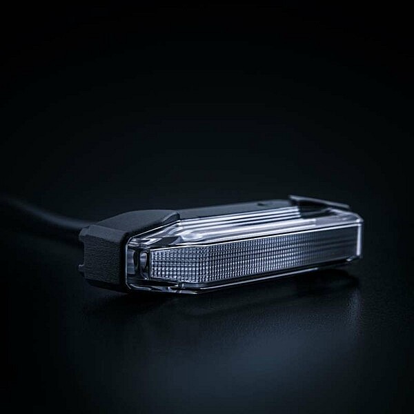 Strands Seitenmarkierungsleuchte mit klarer Linse – LED-Technologie für LKW, Anhänger und Nutzfahrzeuge