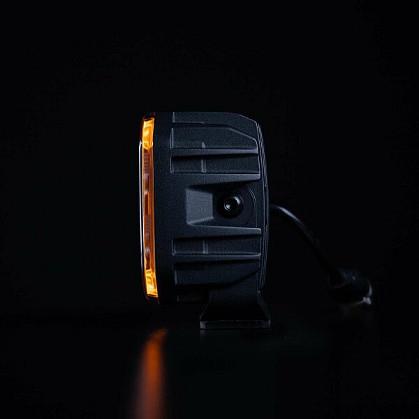 FOR9T No Glare LED Work Light Strands Seitenansicht mit Amber Positionslicht