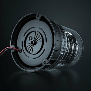 Big Energy XL LED Warnlicht Rundumleuchte mit klarem Lens-Design und Kabelanschluss – Unterseite Nahaufnahme