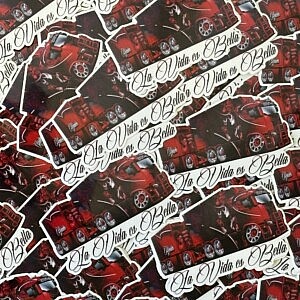 Aufkleber vom Best of Show 2025, La Vid es Bella LKW von Heinrichs Thermoliner