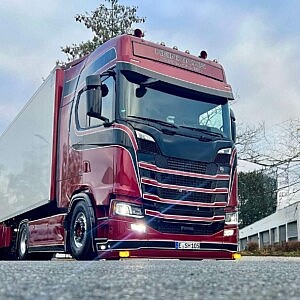 Spoilerlippe glatt mit Talmus für Scania NextGen